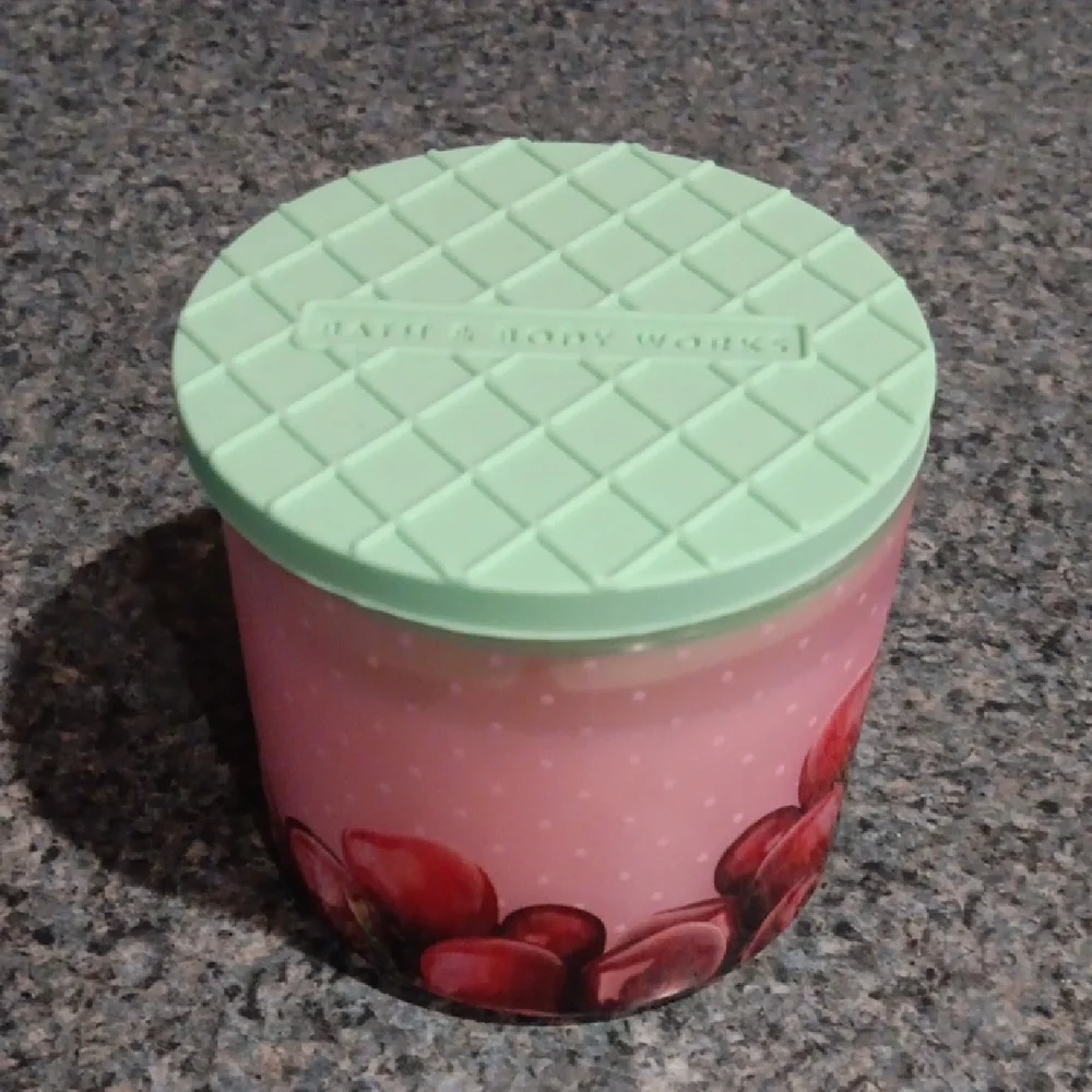 Bath & Body Works Pink Candle with Mint Lid